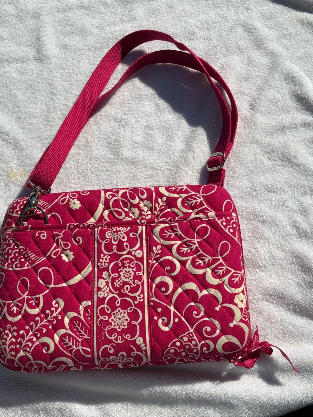 Very Bradley Twirly Bird Pink Hard shell tablet tote. 11.5x8